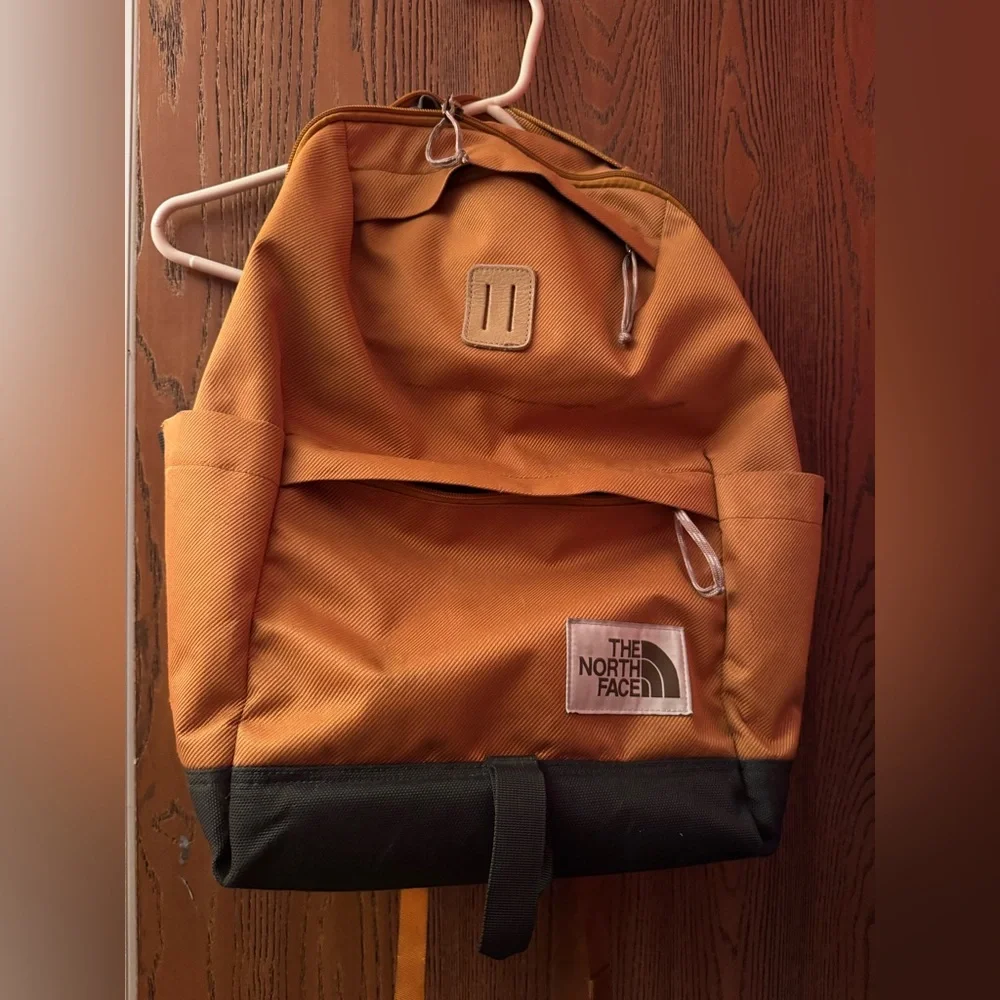 The North Face TNF Daypack Canvas Backpack Timber Orange Military Green 22L